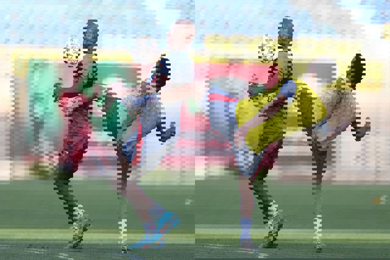 2011389