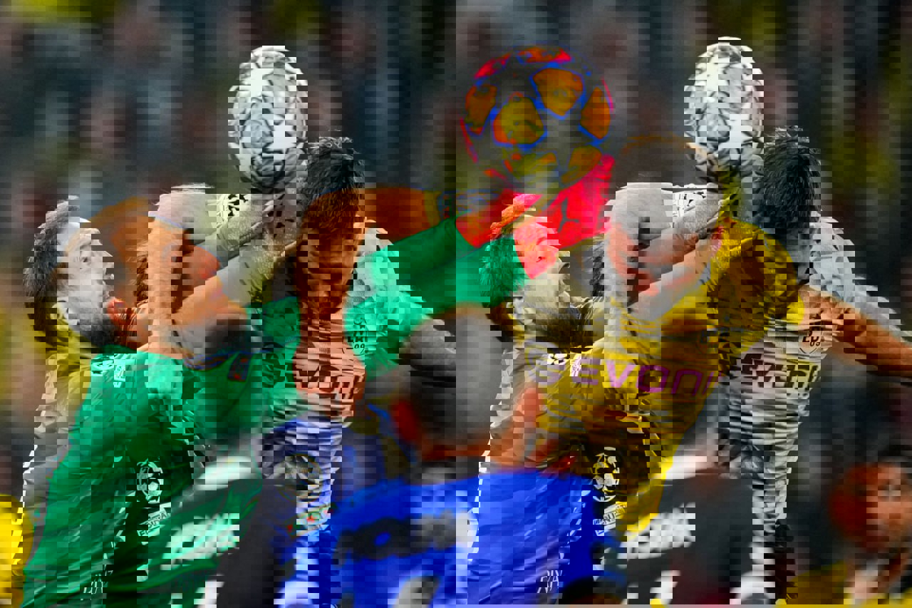 2011656