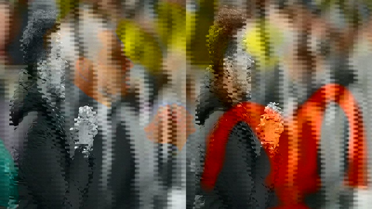 2011671