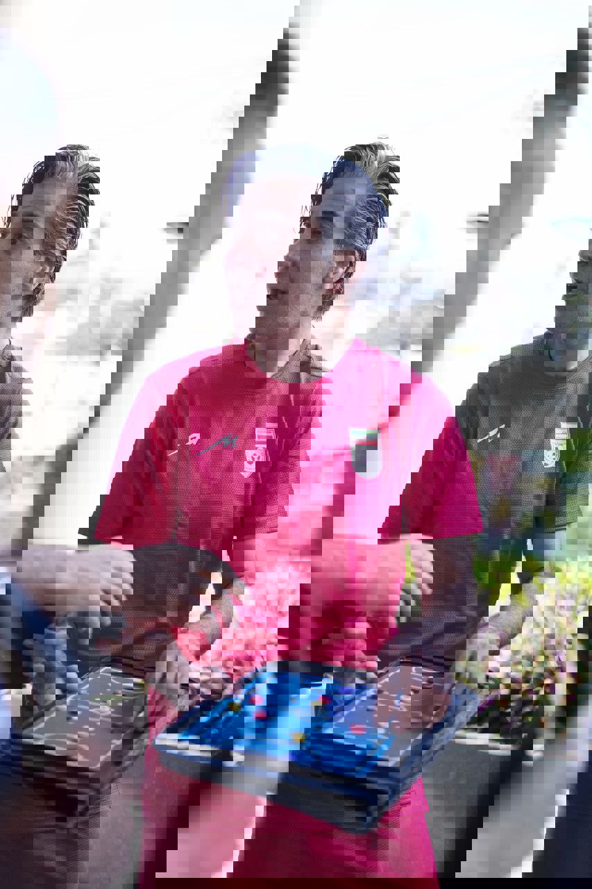 2011817