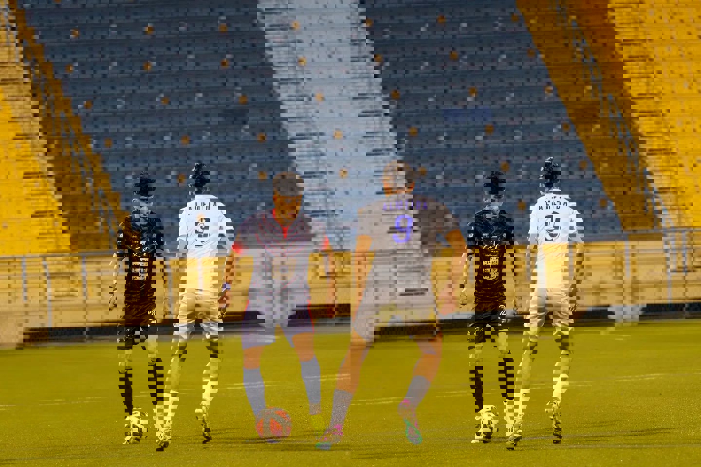 2011988