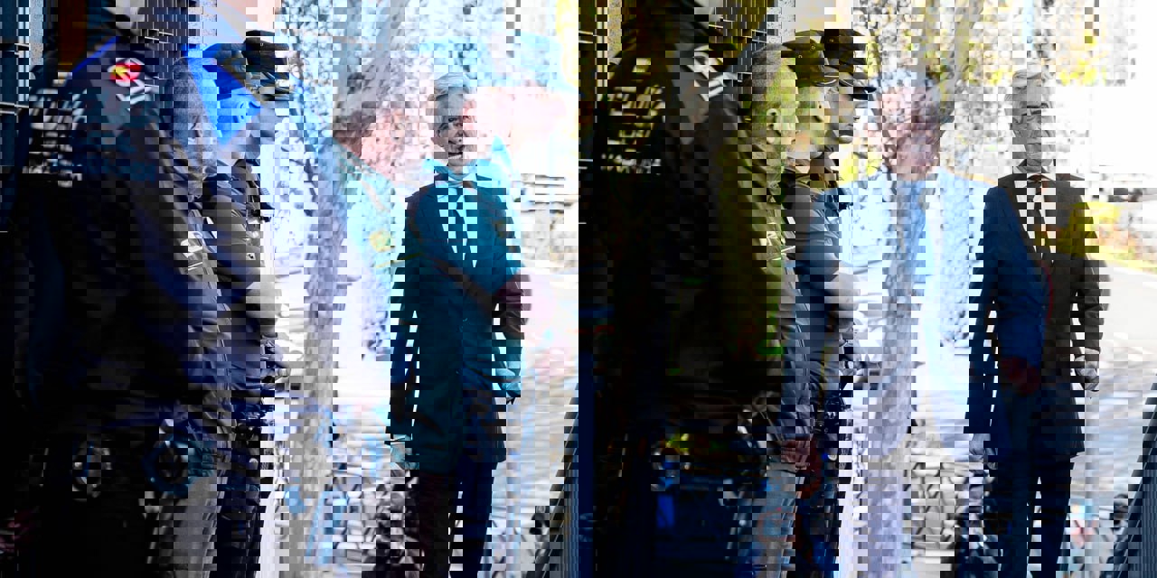 2012806