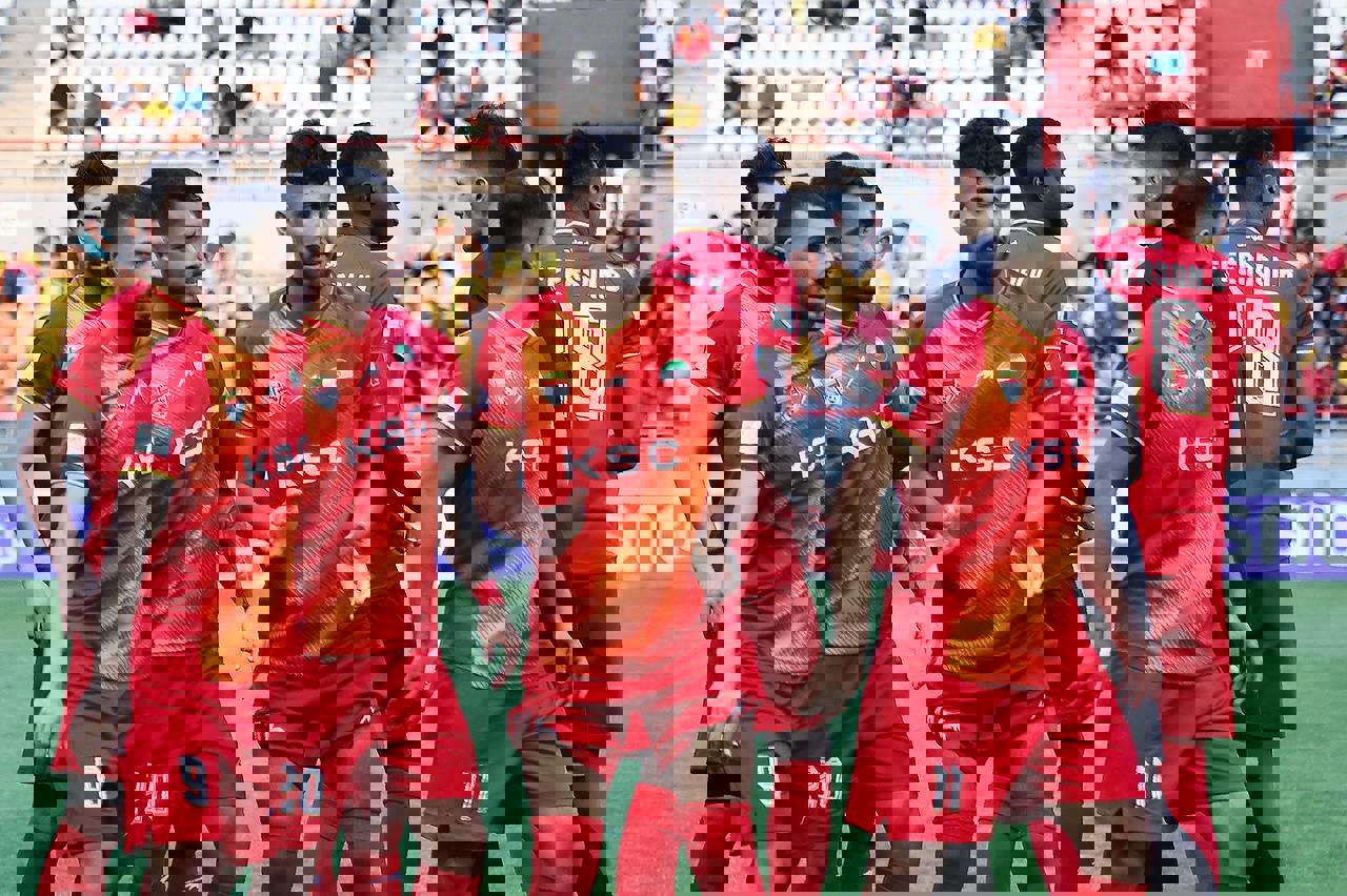 2013023