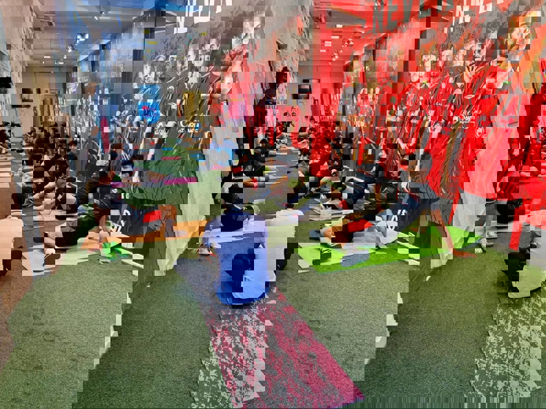 2012999