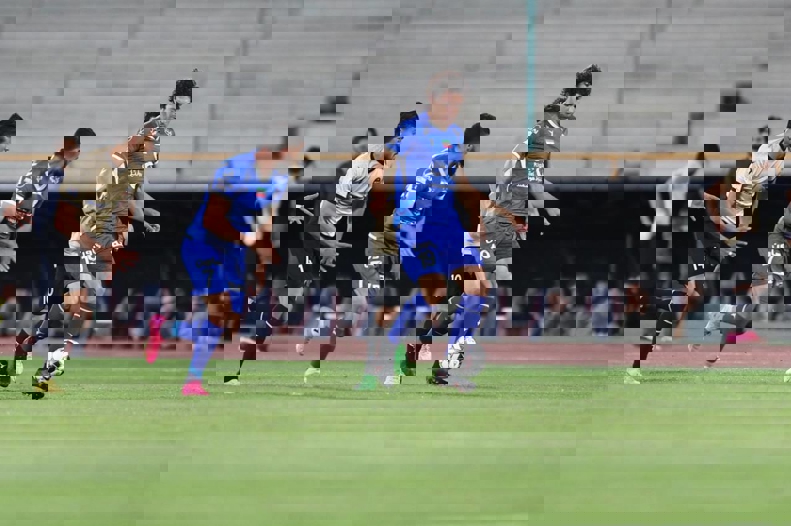 2013084