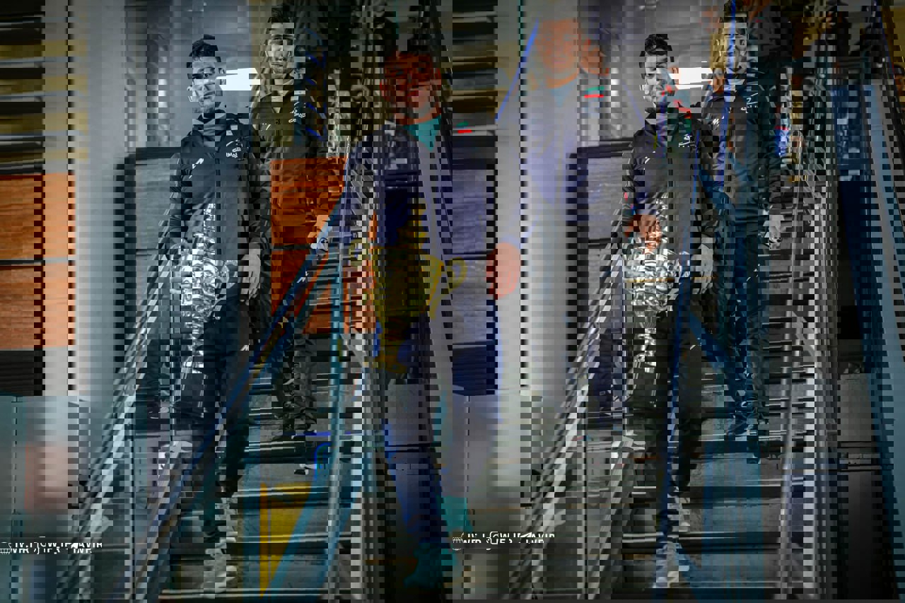 2013387
