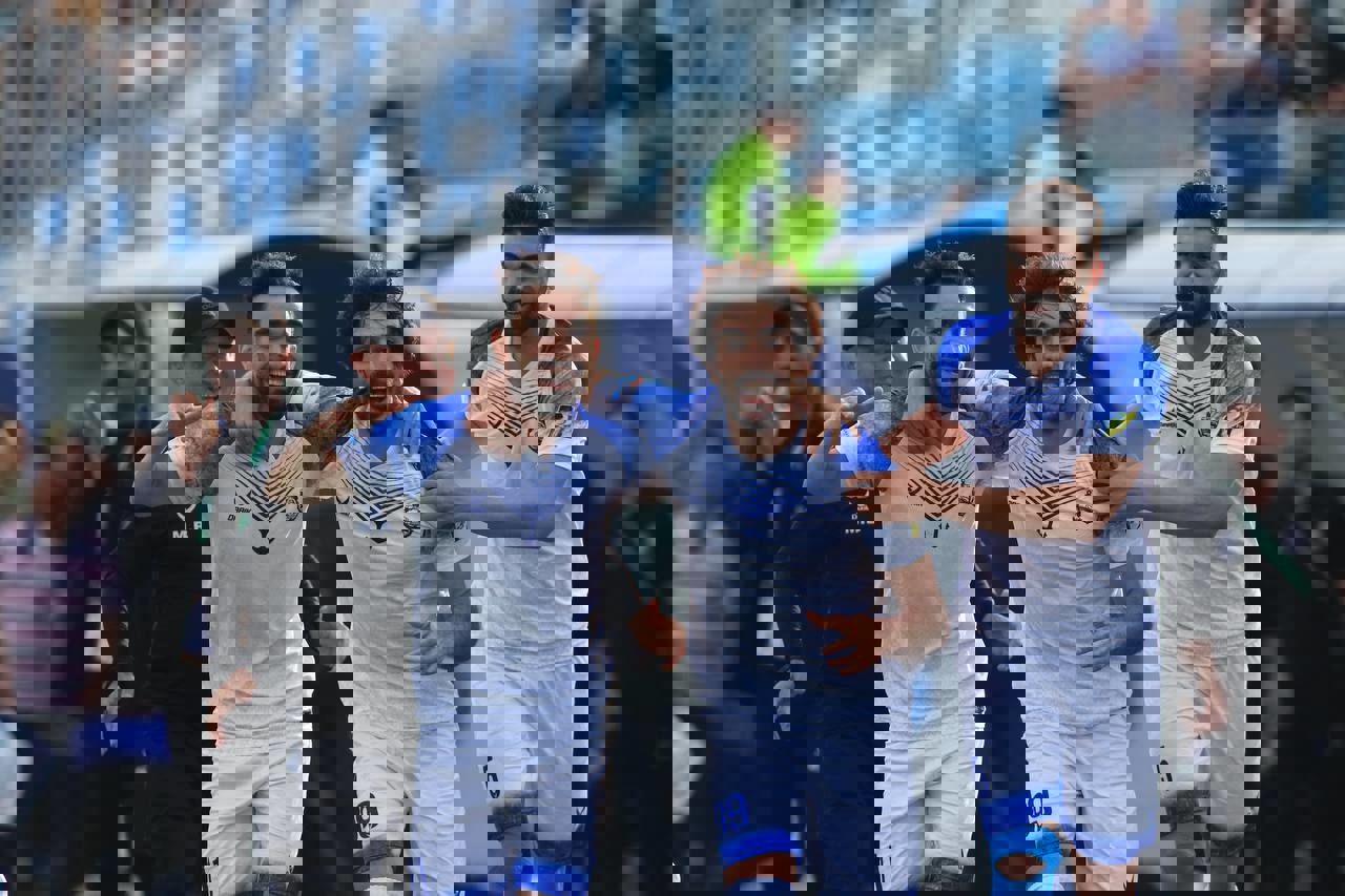 2013403