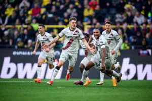 دورتموند 1-1 لورکوزن: آلونسو به هیچ تیمی نمی‌بازد