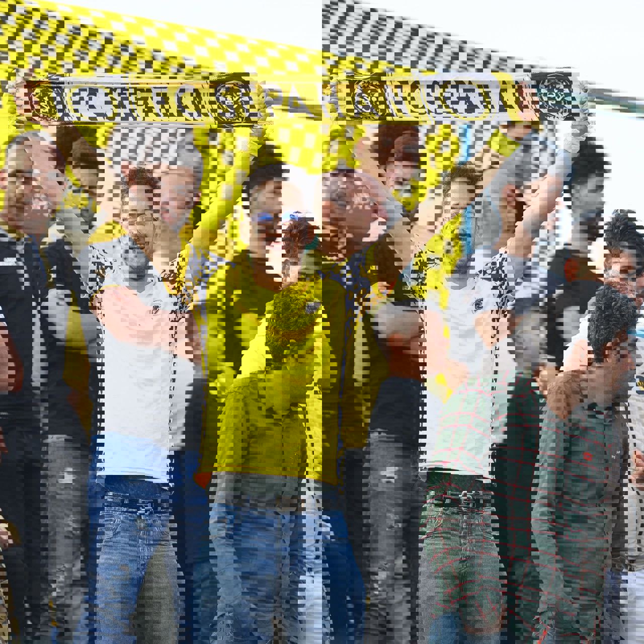 2013784