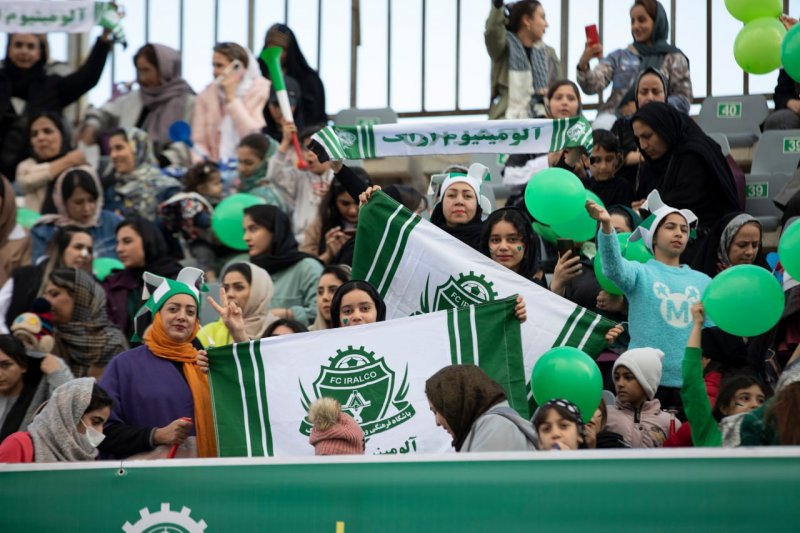 فوری: ورود زنان به بازی آلومینیوم- پرسپولیس ممنوع شد
