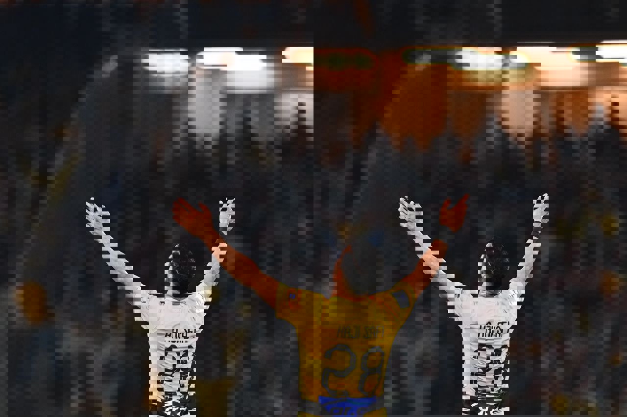 2015357