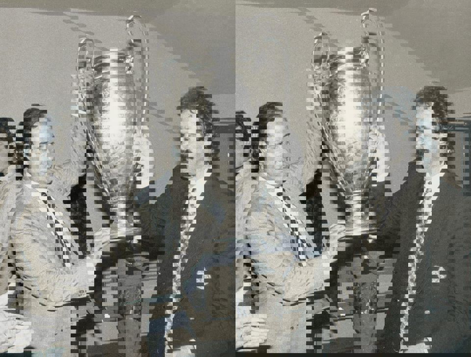 2015805