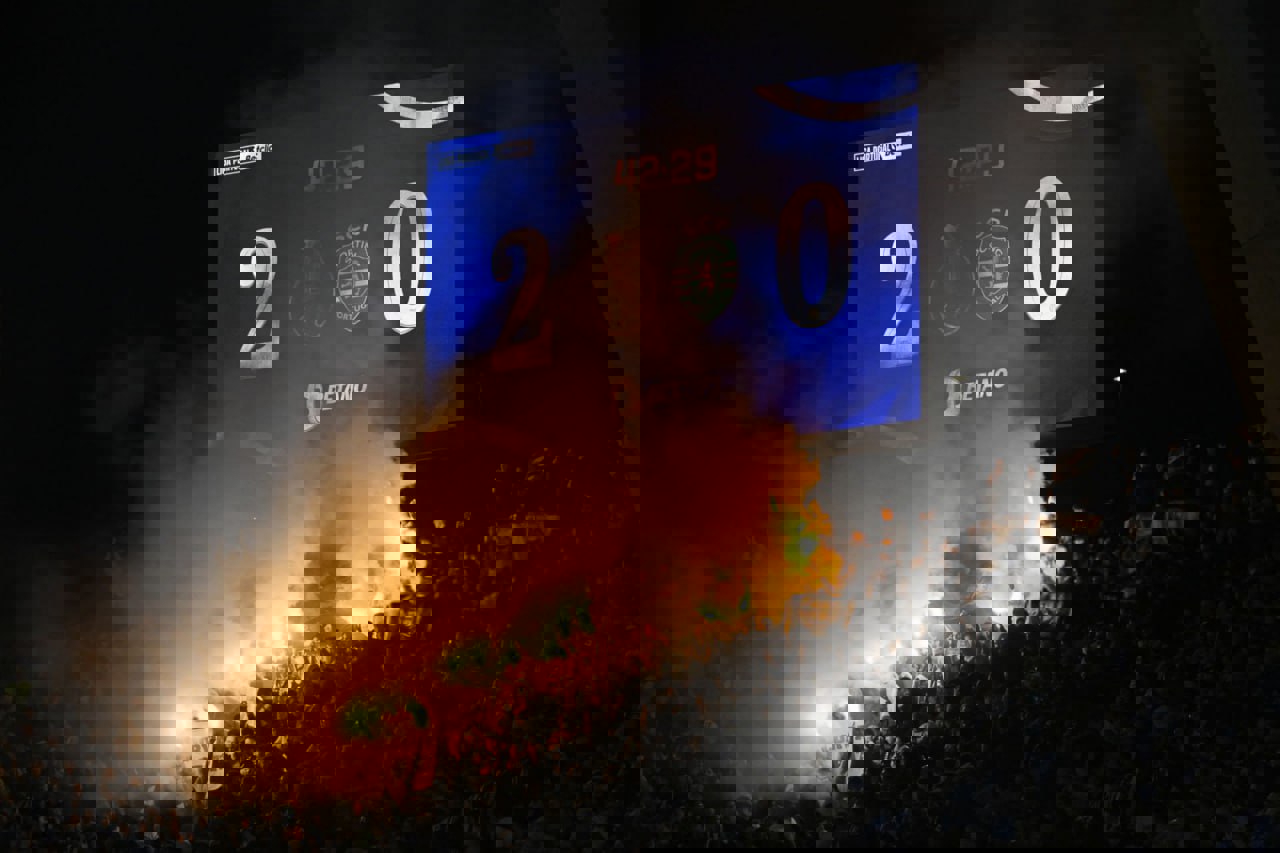 2016178