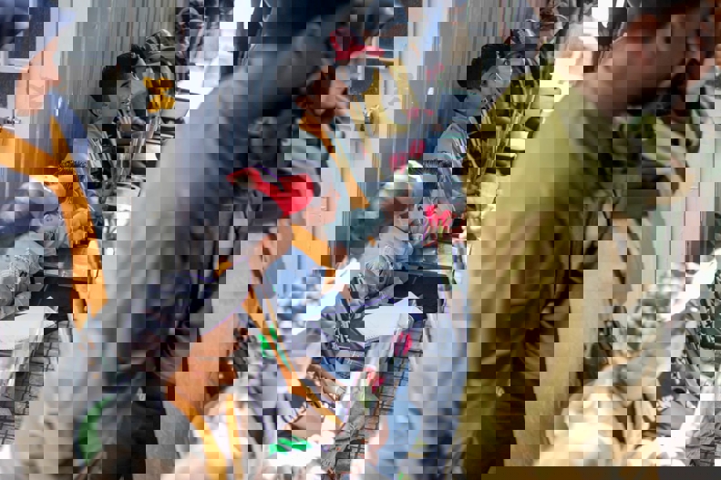 2016325