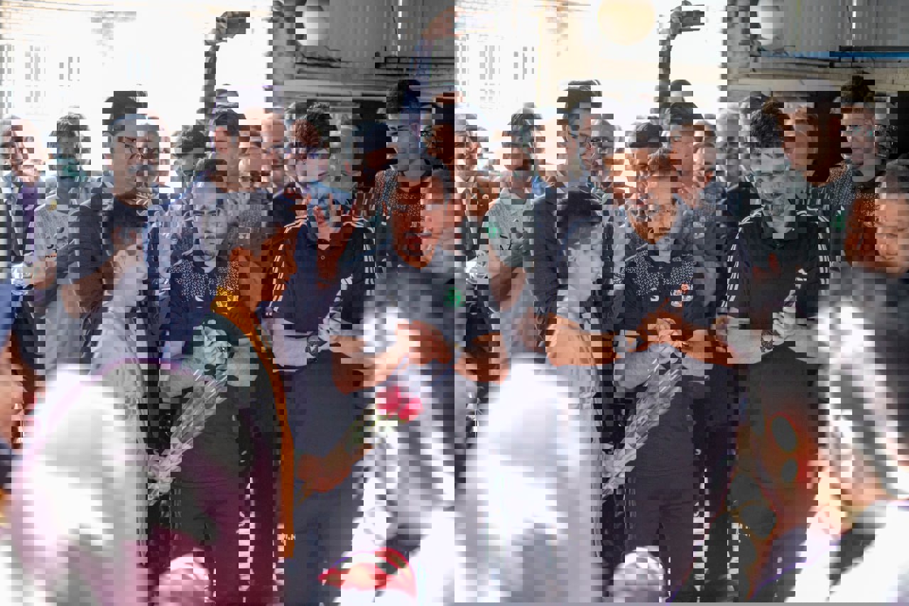 2016323