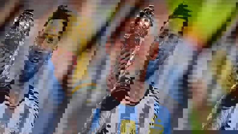 2016652