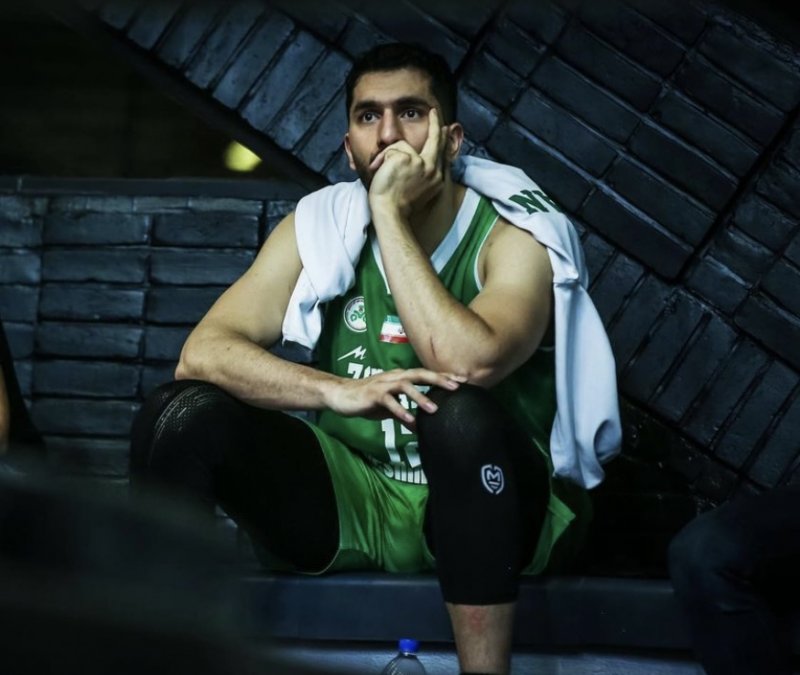 محروميت ناگهانى قبل از نیمه نهایی حساس لیگ!