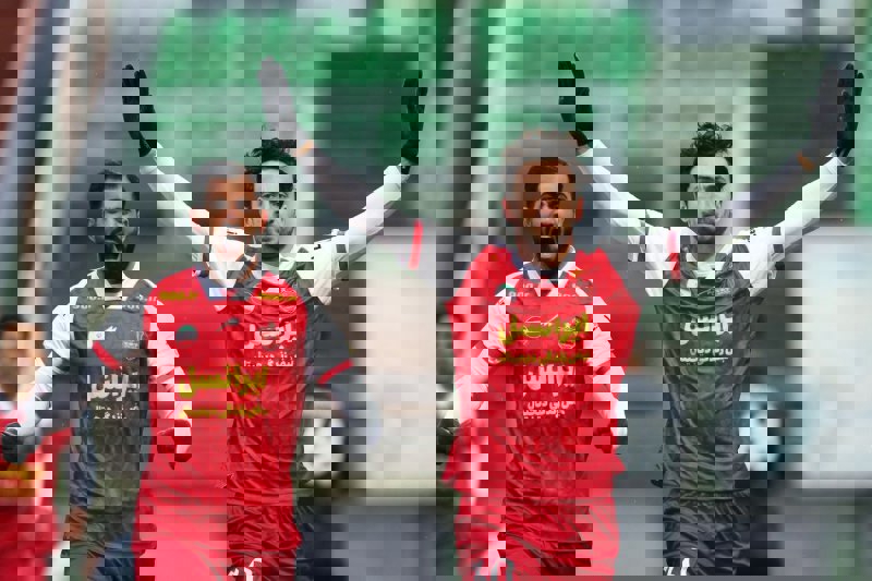 قلب خط دفاعی پرسپولیس بدون تغییر مقابل سپاهان