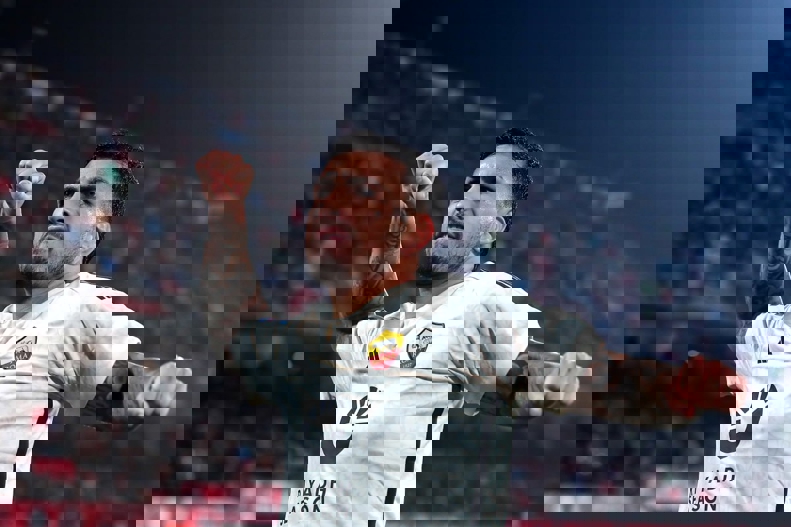 2017033