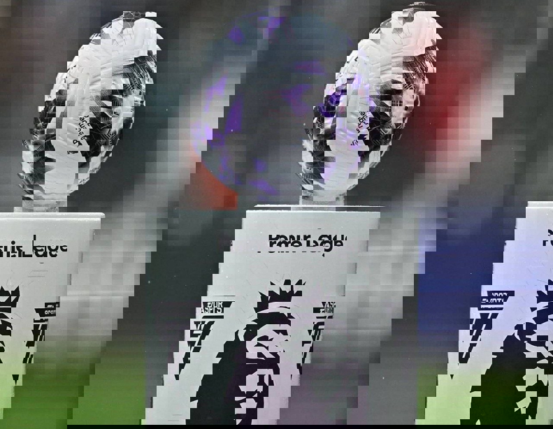 2017352