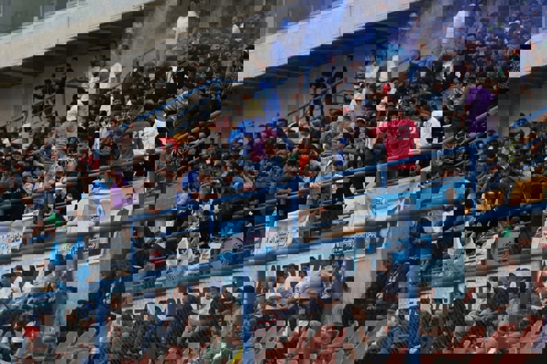 2018303