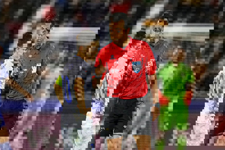 2017957