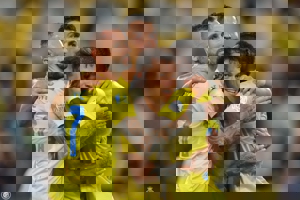 برد 6 بر صفر النصر در شب درخشان اسطوره