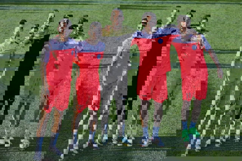 2018589
