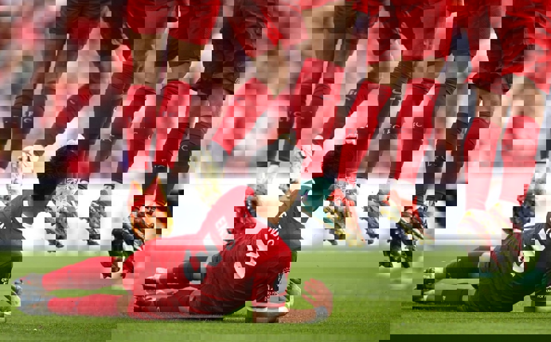 2018869