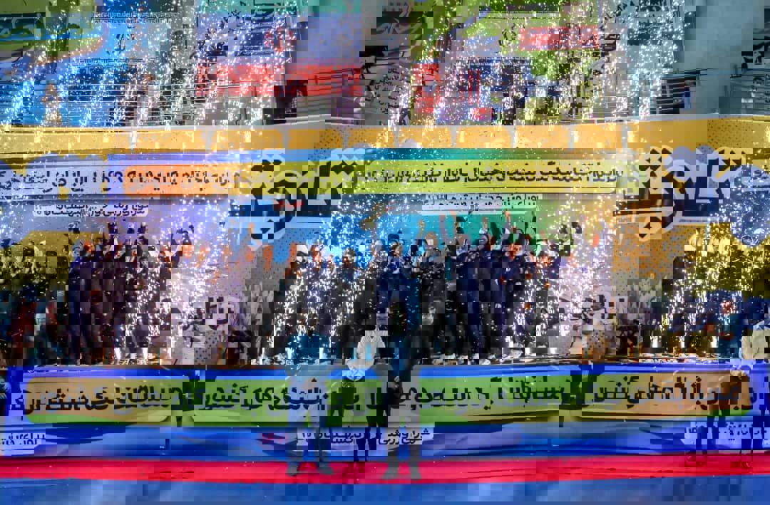 2018858