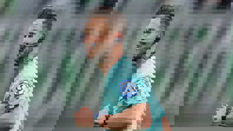 2019023