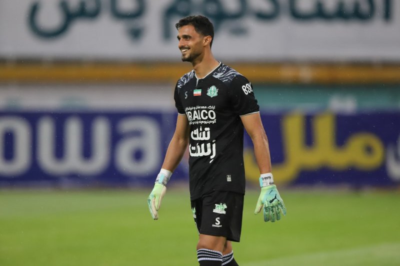 گوهری و جلسه بینتیجه با پرسپولیس