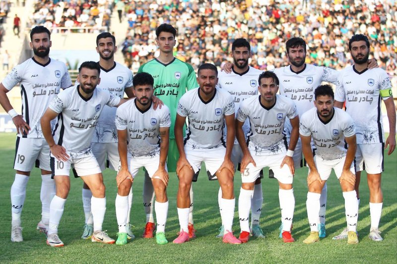 چادرملو با شانس دو جام معتبر در لیگ ایران