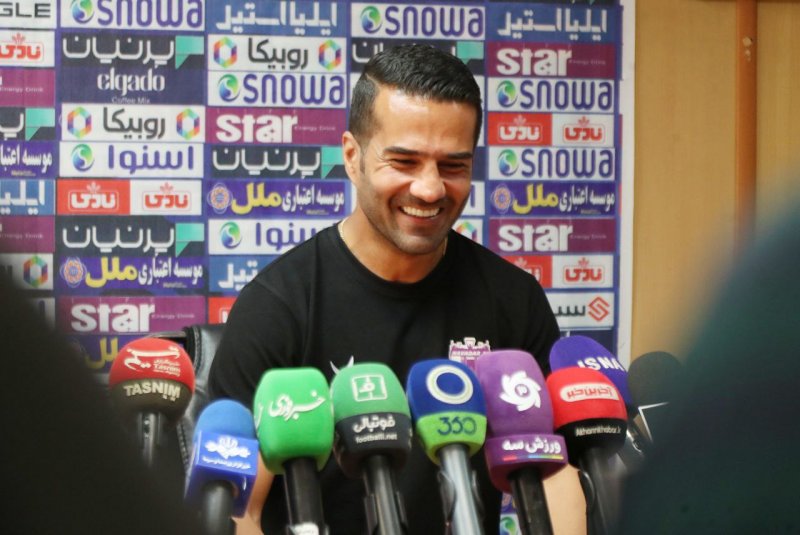 مسعود شجاعی برای بازی پرسپولیس به نشست میرود