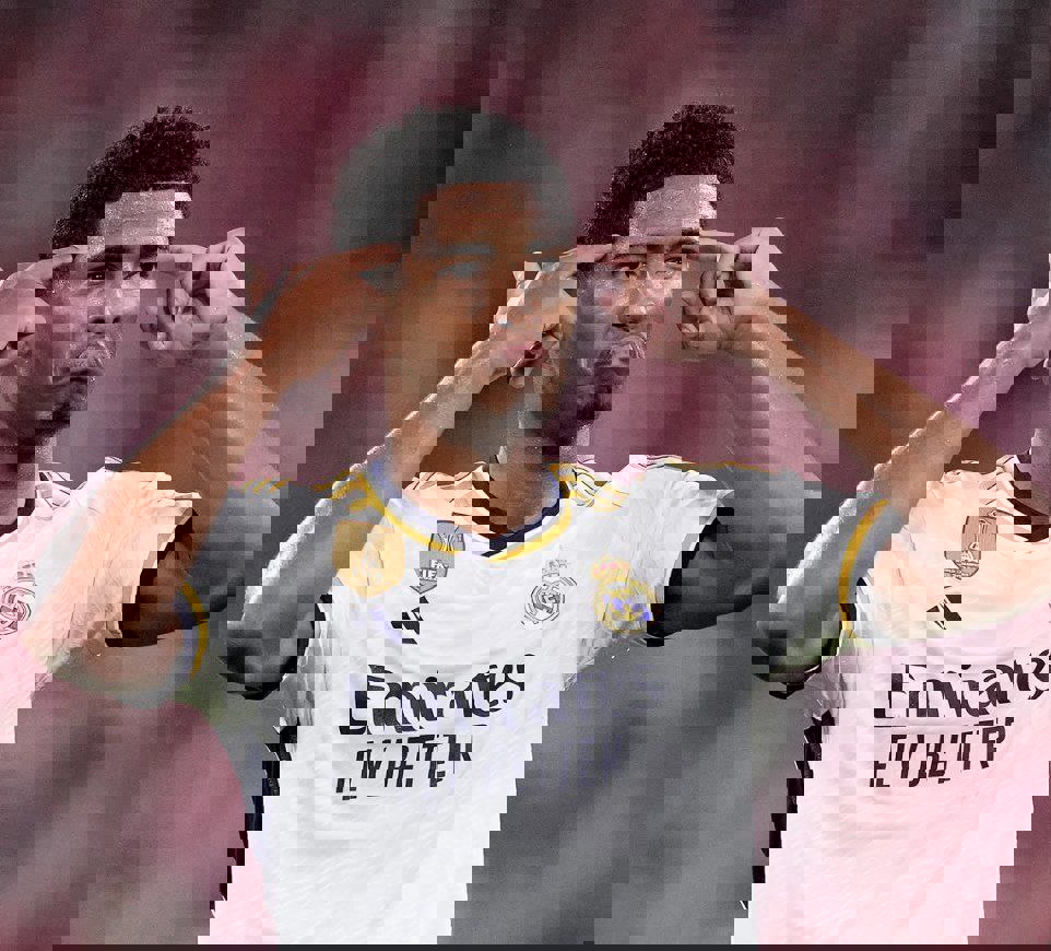 2020083