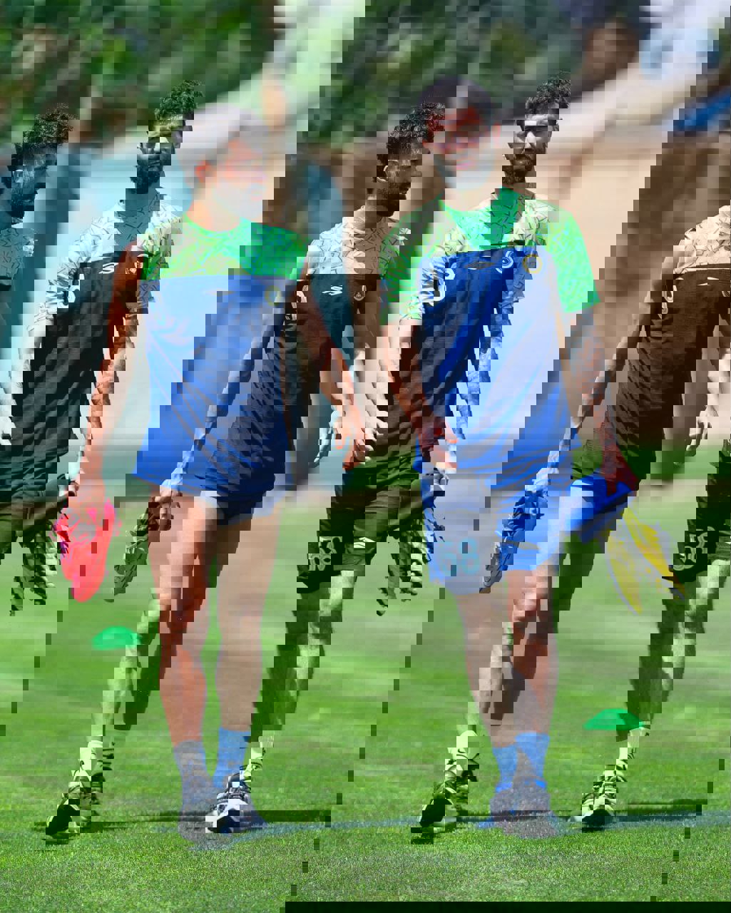 2020618