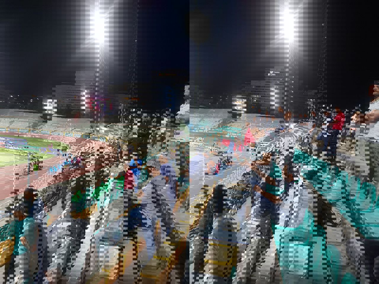 2020689