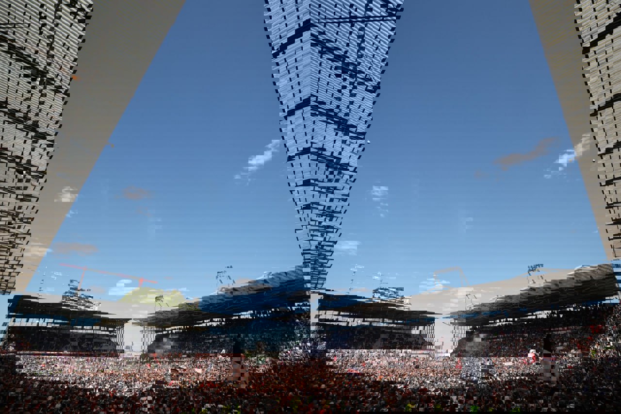 2021087