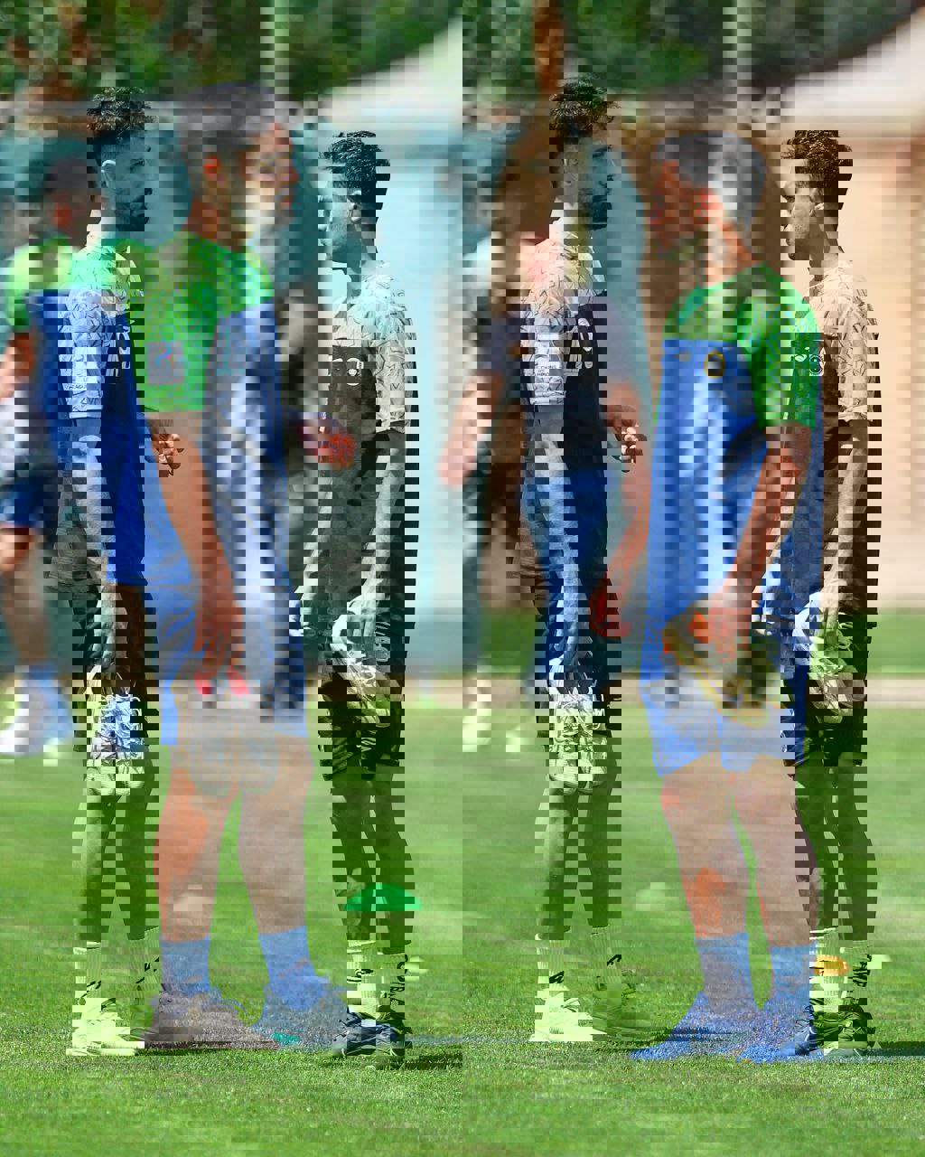 2021258