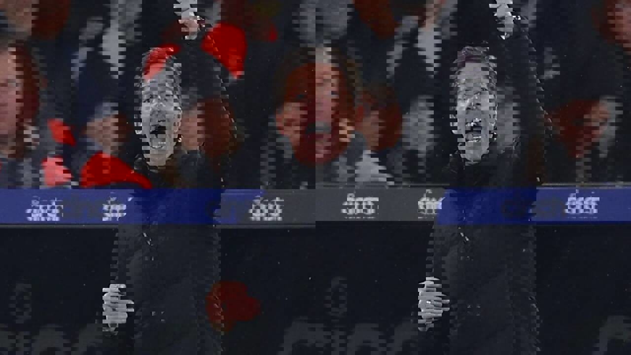 2021437