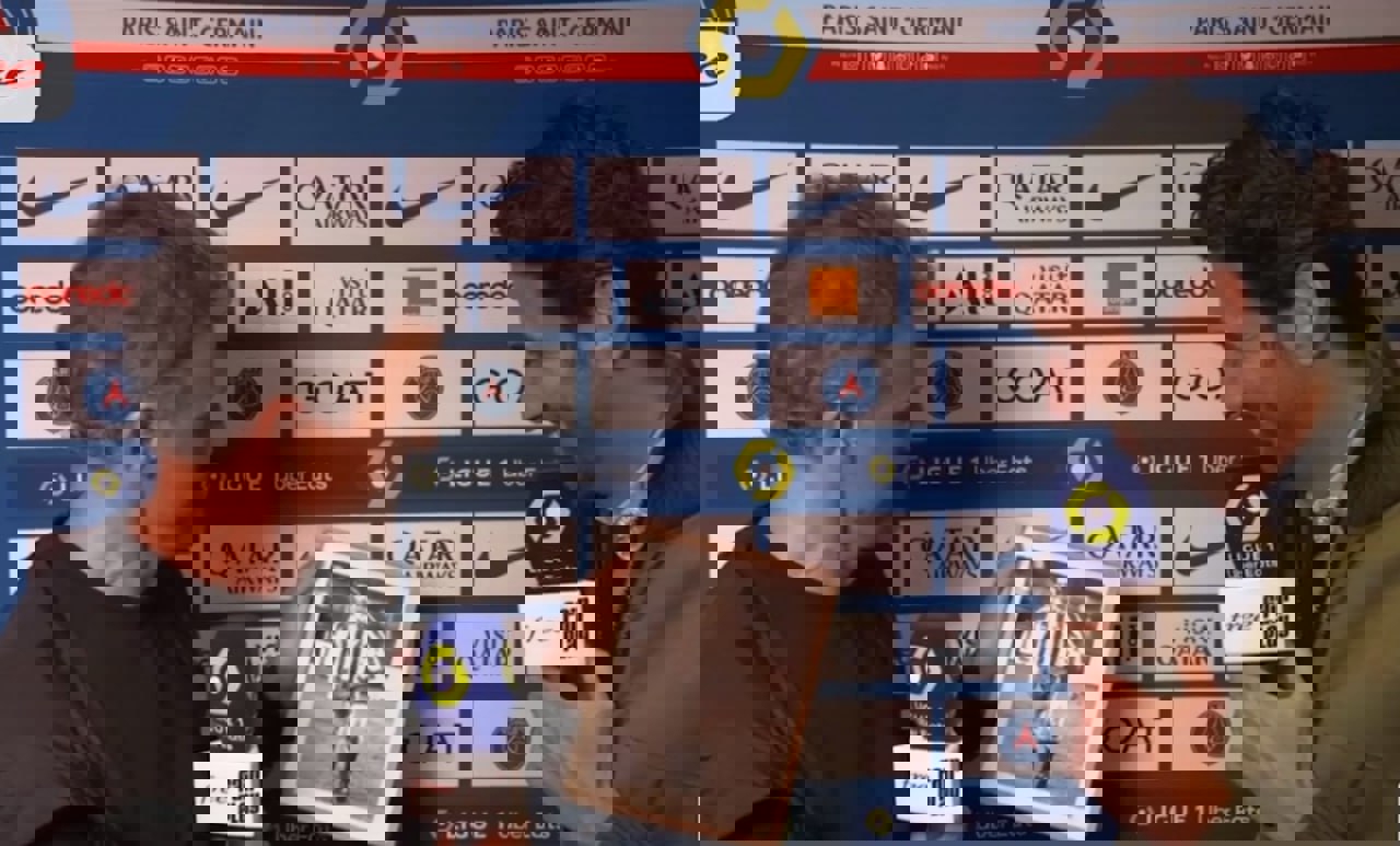 2021549