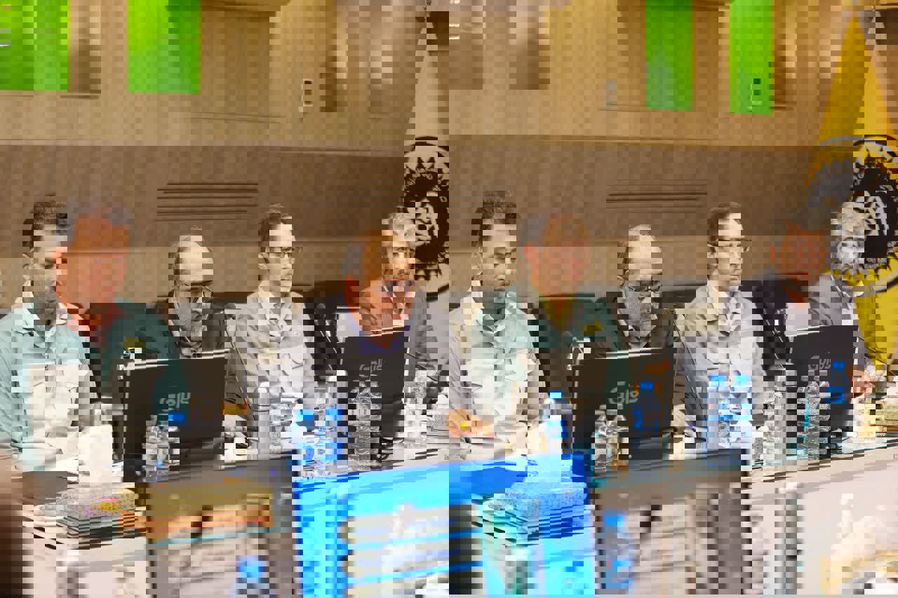 2021768