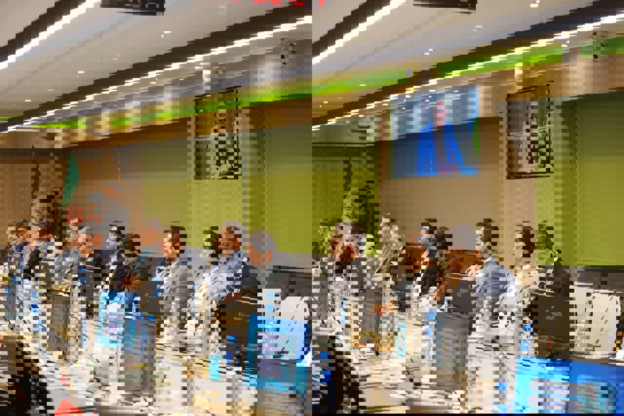 2021767