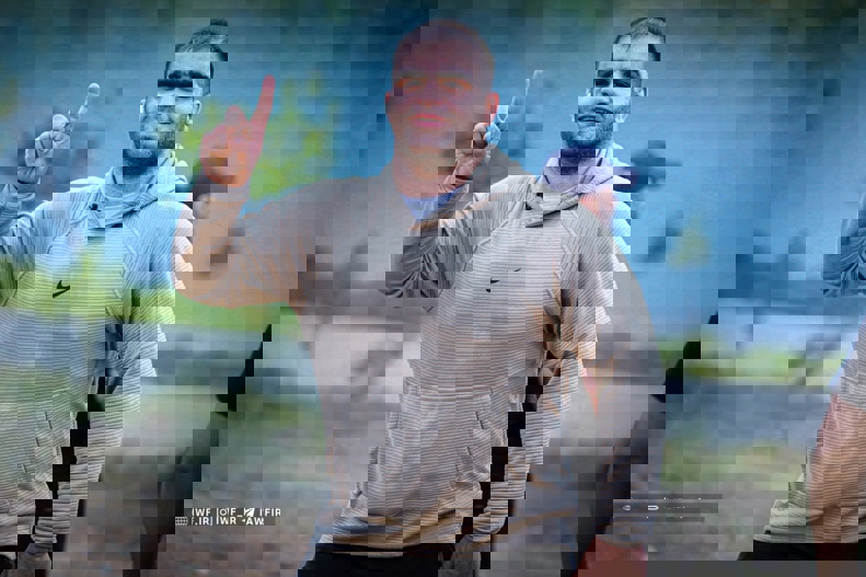 2021805
