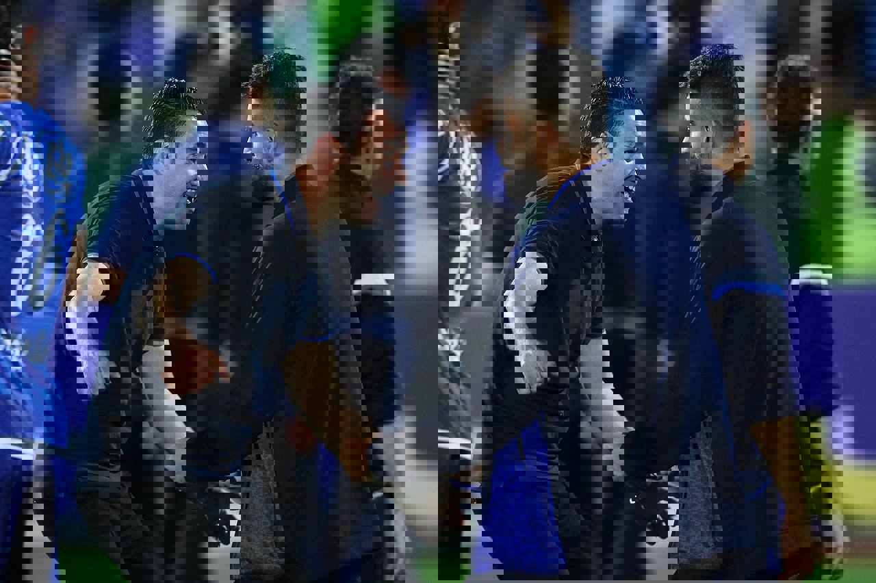 2021842