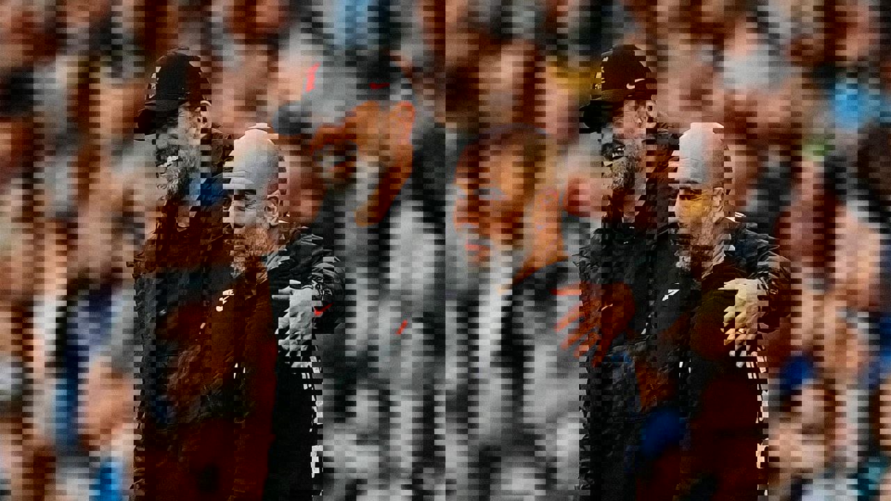 2021922
