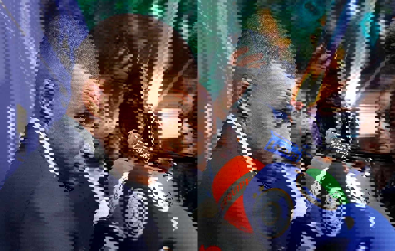 2021898