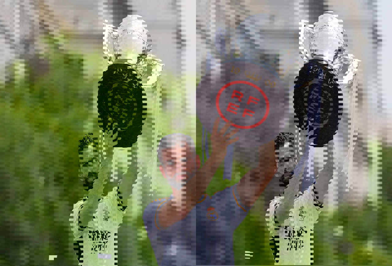 2022227