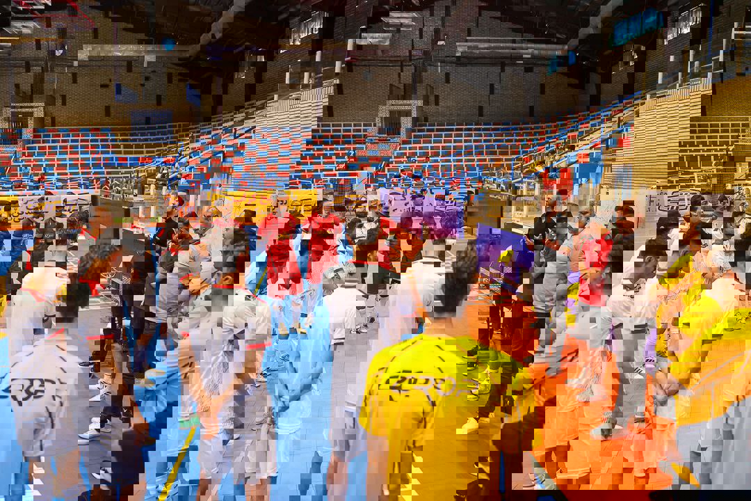 2023012