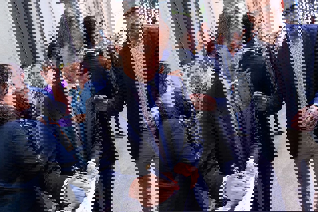 2023008
